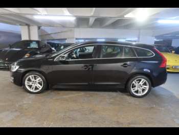 Used Volvo V60 2016 for sale - 73133500: Photo
