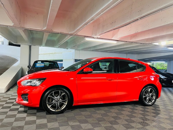 Used Ford Focus 2020 for sale - 73133563: Photo 2