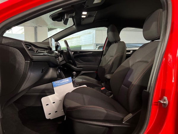 Used Ford Focus 2020 for sale - 73133563: Photo 9