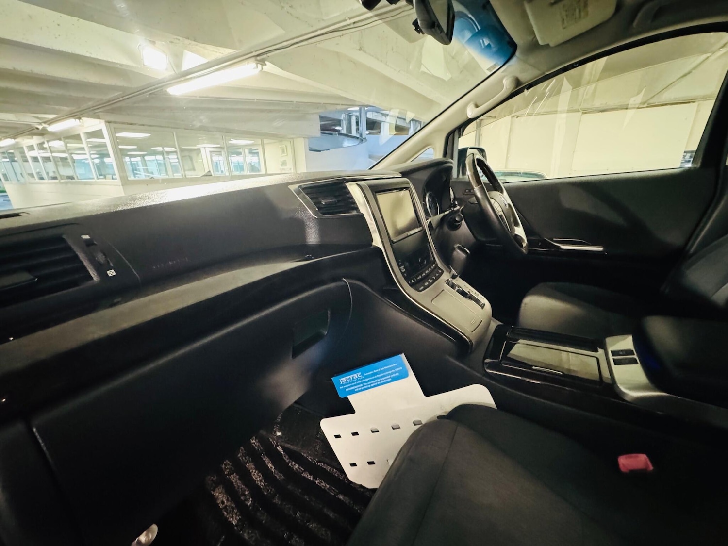 Used Toyota Vellfire for sale - 77203778: Photo 10