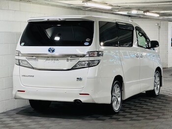 Used Toyota Vellfire 2012 for sale - 77203778: Photo