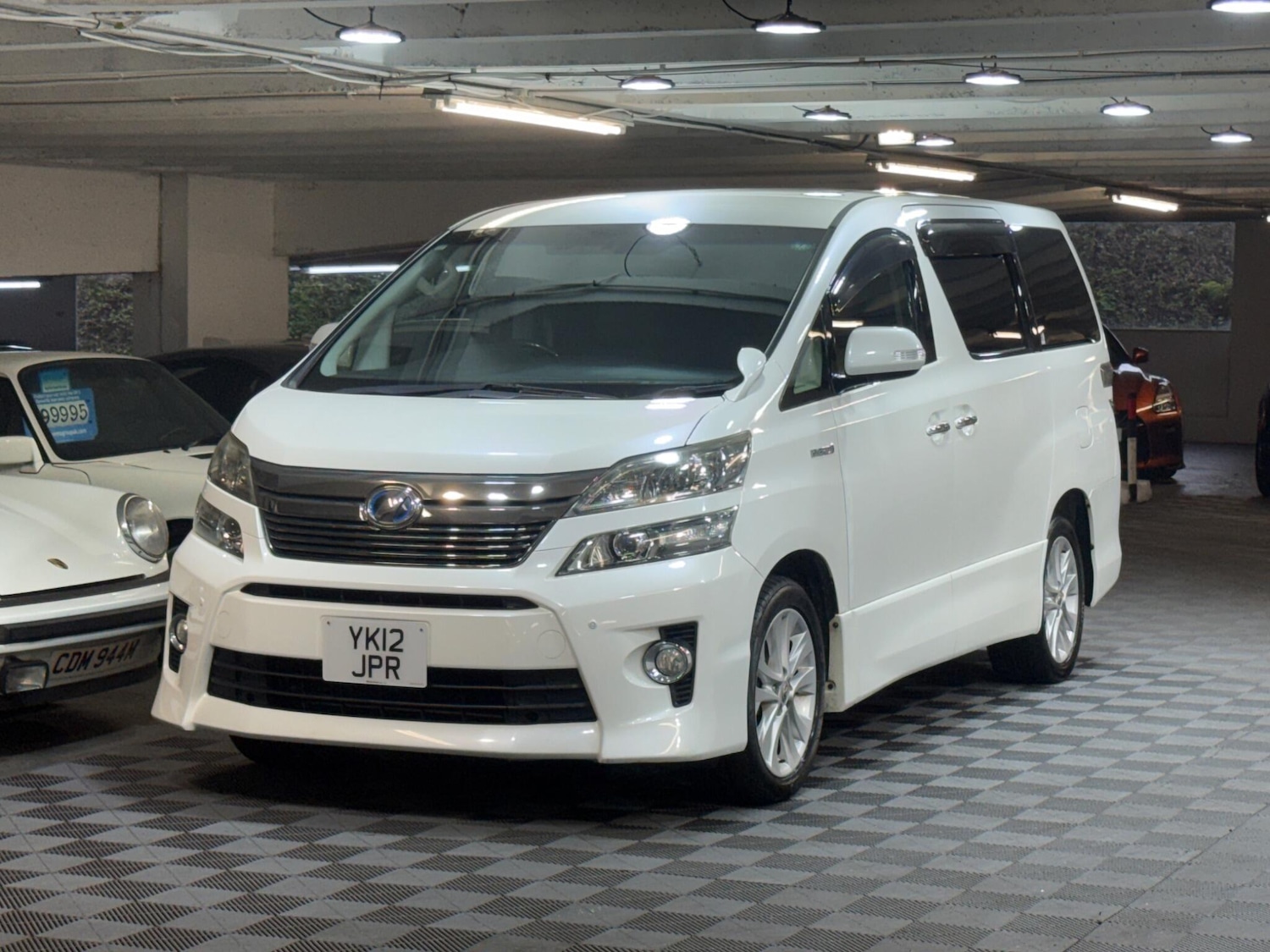 Used Toyota Vellfire for sale - 77203778: Photo 6