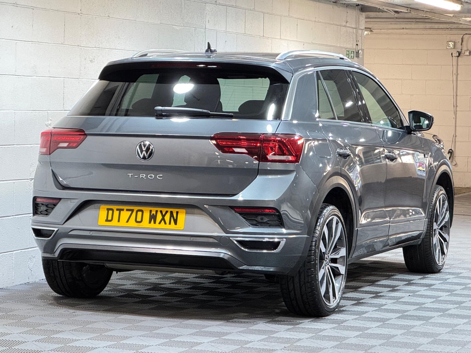 Used Volkswagen T-Roc for sale - 77754190: Photo 4