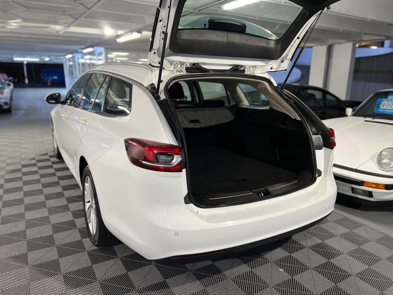 Used Vauxhall Insignia 2018 for sale - 76996233: Photo 13