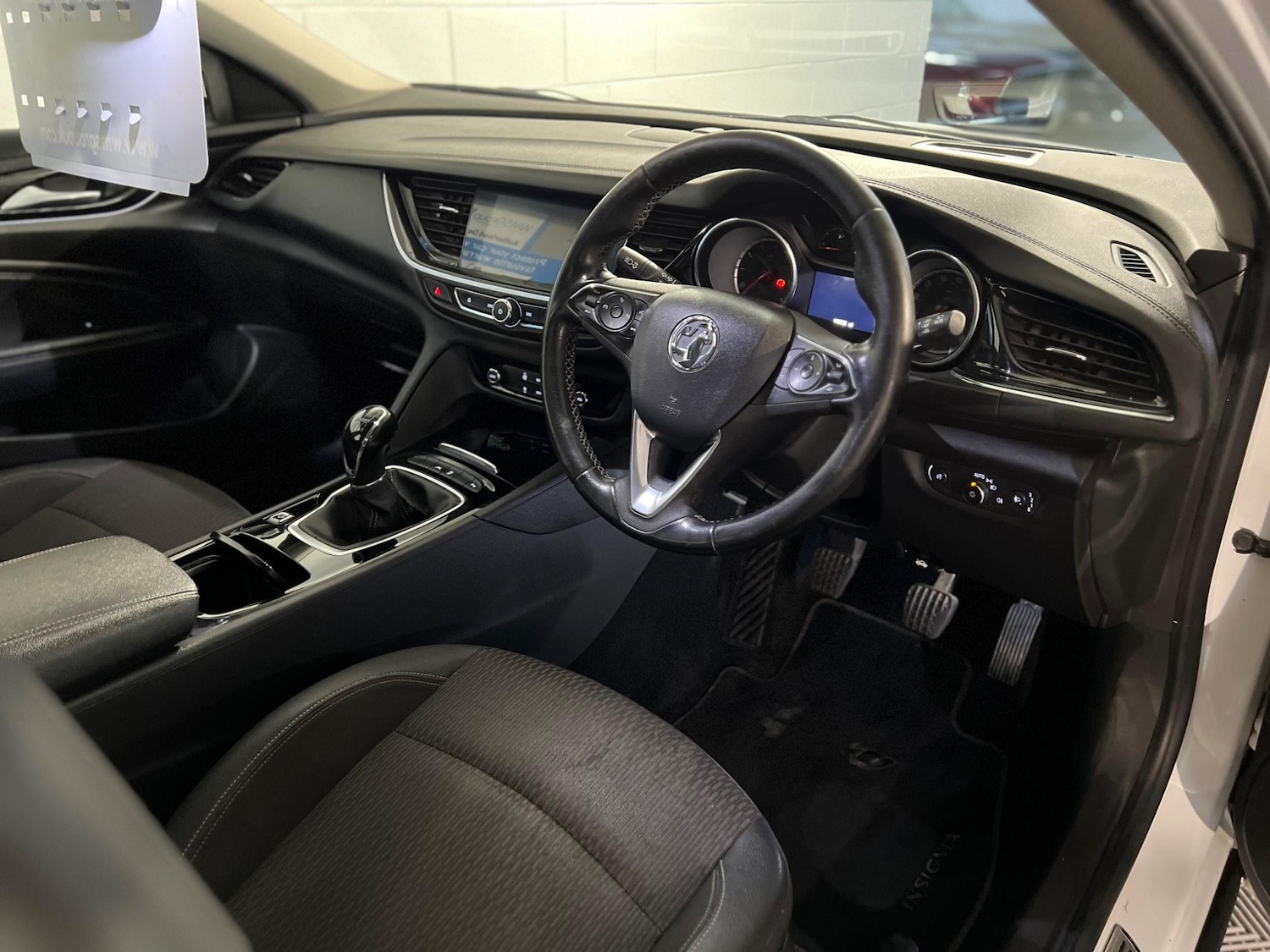 Used Vauxhall Insignia 2018 for sale - 76996233: Photo 8