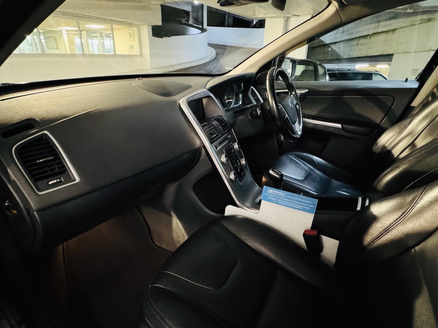 Used Volvo XC60 2017 for sale - 76728264: Photo 10