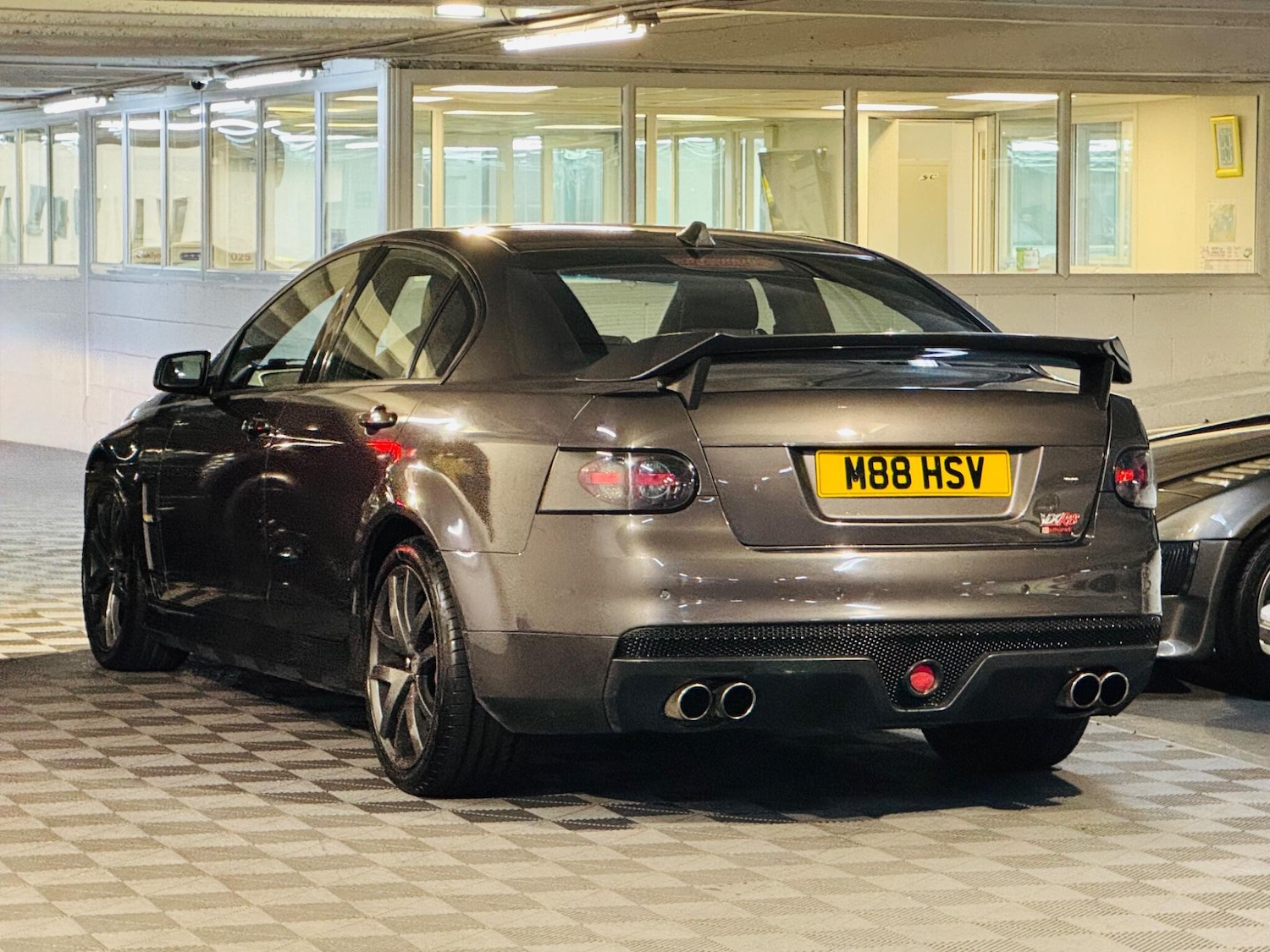 Used Vauxhall VXR8 2009 for sale - 76425621: Photo 3