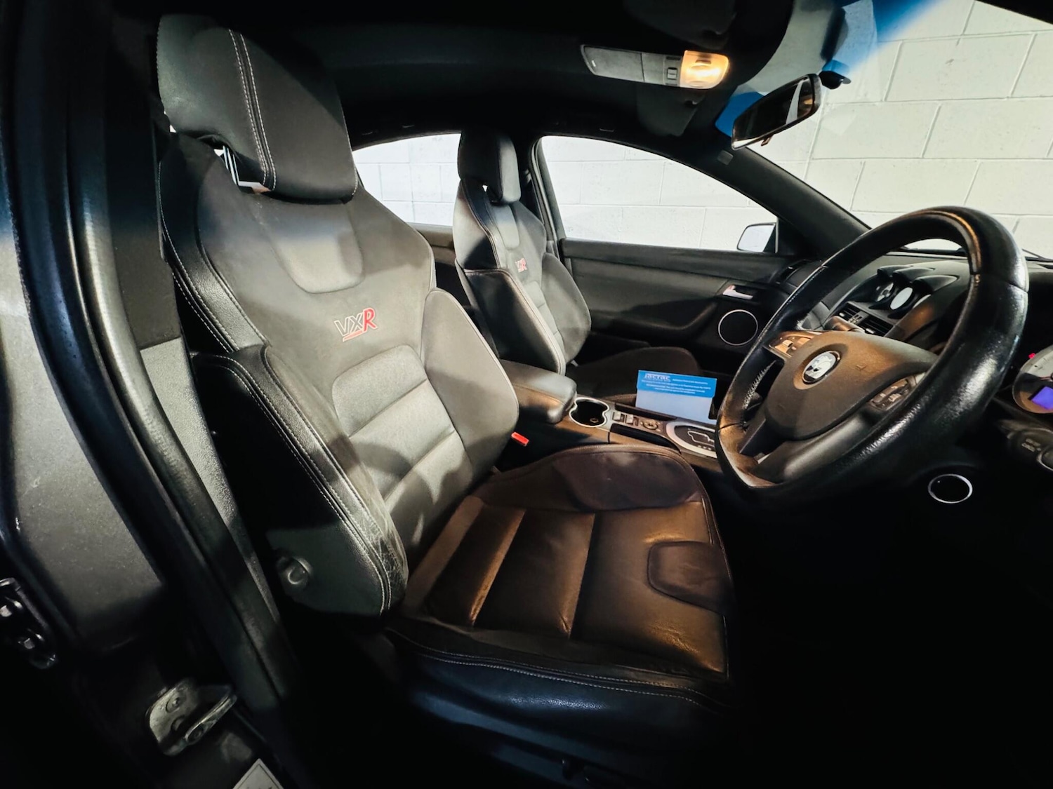 Used Vauxhall VXR8 2009 for sale - 76425621: Photo 7