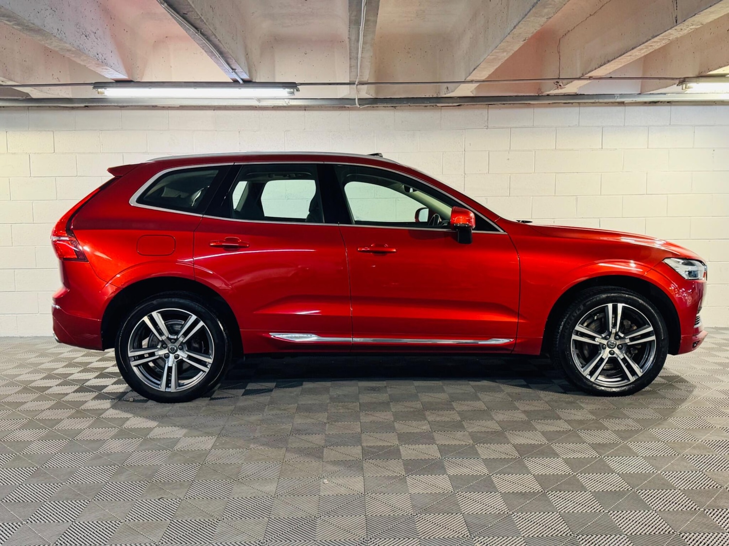 Used Volvo XC60 2020 for sale - 76613381: Photo 5