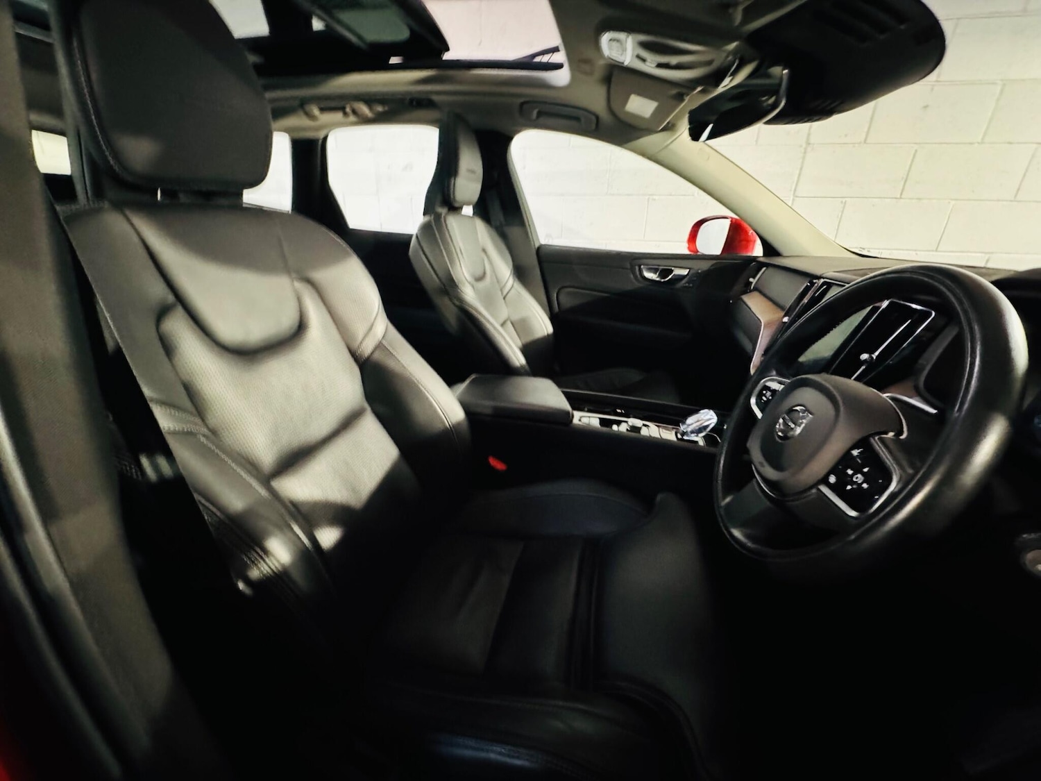 Used Volvo XC60 2020 for sale - 76613381: Photo 7