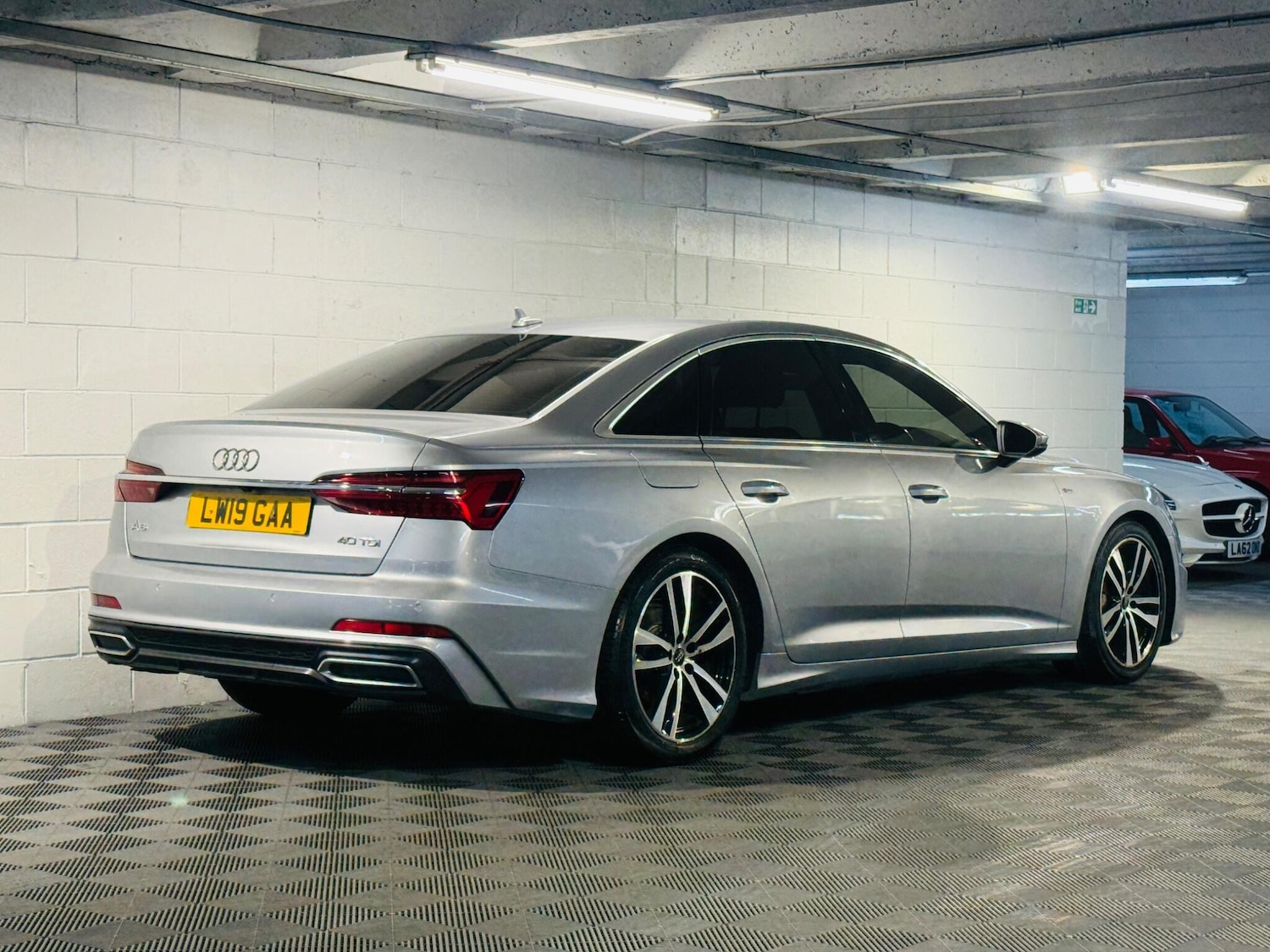 Used Audi A6 Saloon 2019 for sale - 76215197: Photo 4