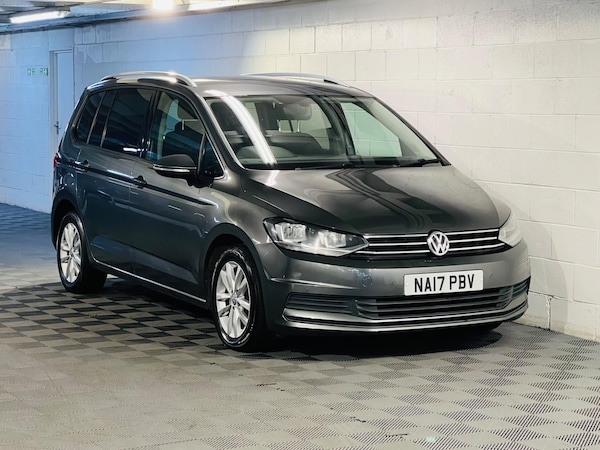 Used Volkswagen Touran 2017 for sale - 73133358: Photo 1