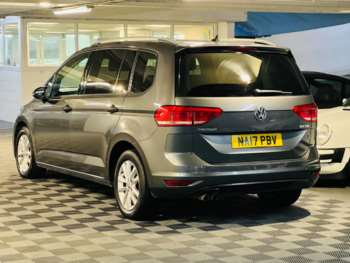 Used Volkswagen Touran 2017 for sale - 73133358: Photo