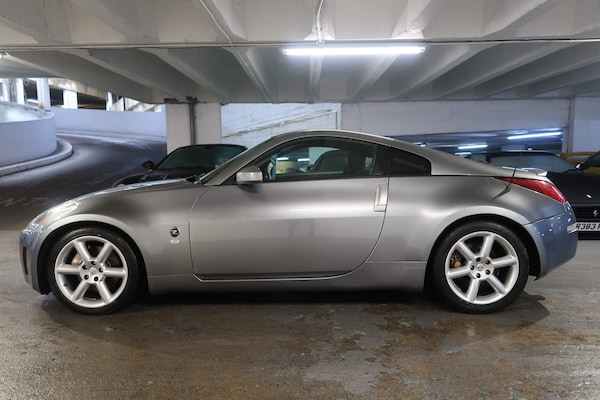 Used Nissan 350Z 2004 for sale - 73133382: Photo 2