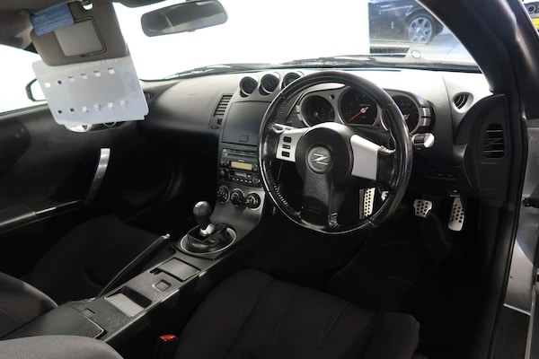 Used Nissan 350Z 2004 for sale - 73133382: Photo 8