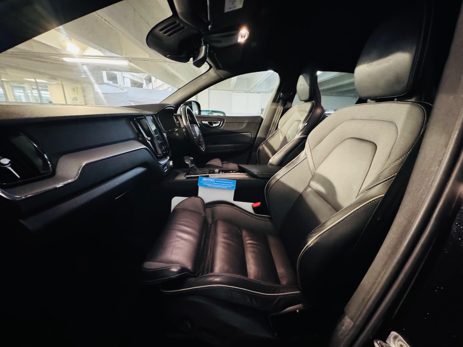 Used Volvo XC60 2020 for sale - 77120017: Photo 9