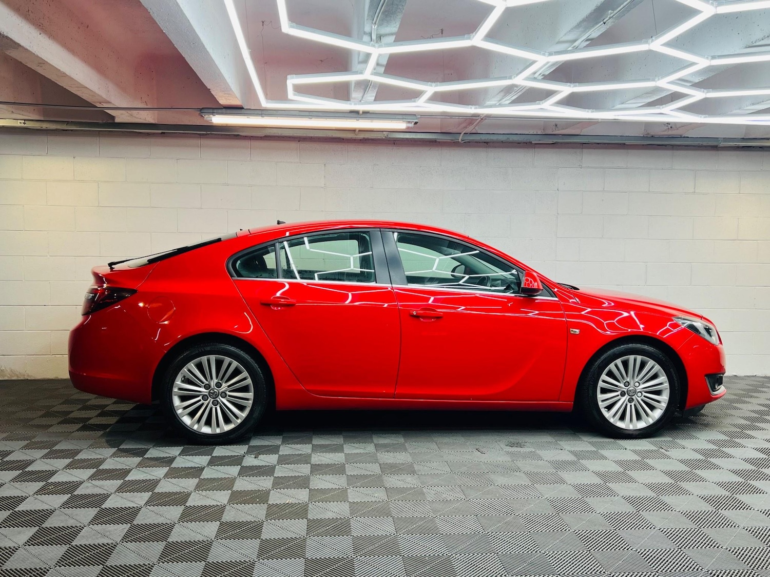 Used Vauxhall Insignia 2015 for sale - 76991522: Photo 5