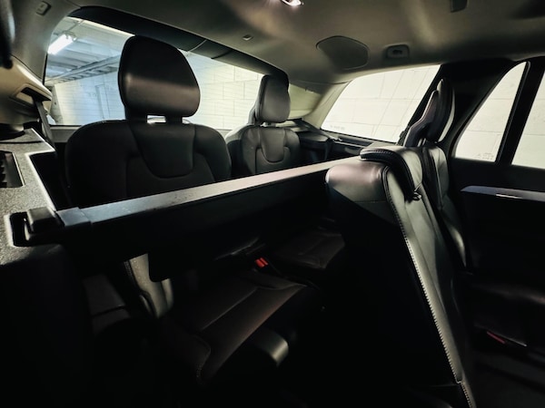 Used Volvo XC90 2017 for sale - 76227845: Photo 13