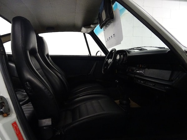 Used Porsche 911 2017 for sale - 73133345: Photo 7