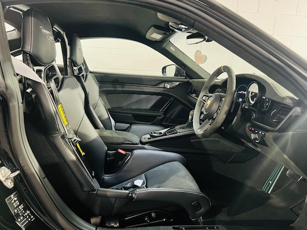 Used Porsche 911 2024 for sale - 73958366: Photo 8