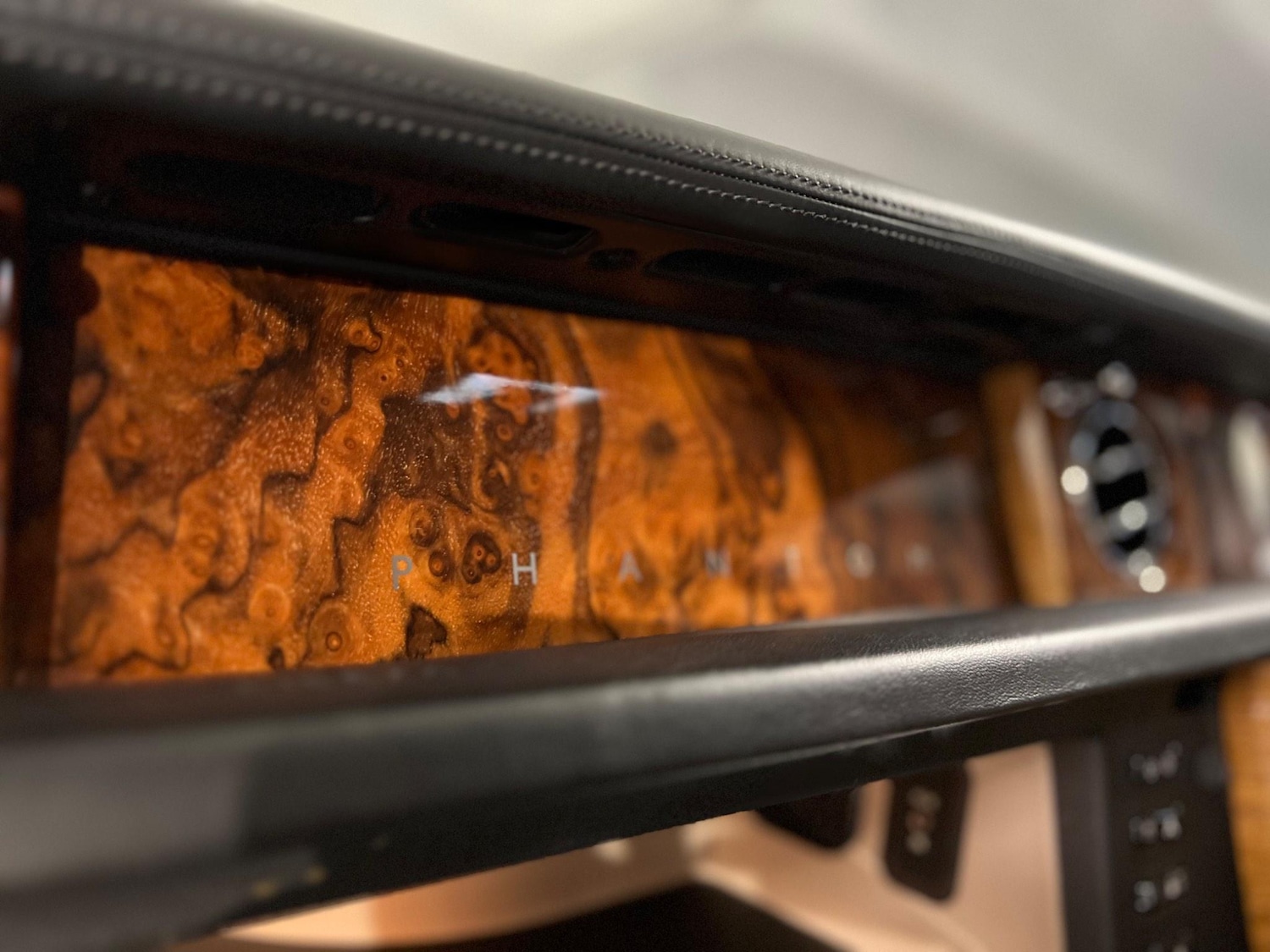 Used Rolls-Royce Phantom for sale - 76988221: Photo 20