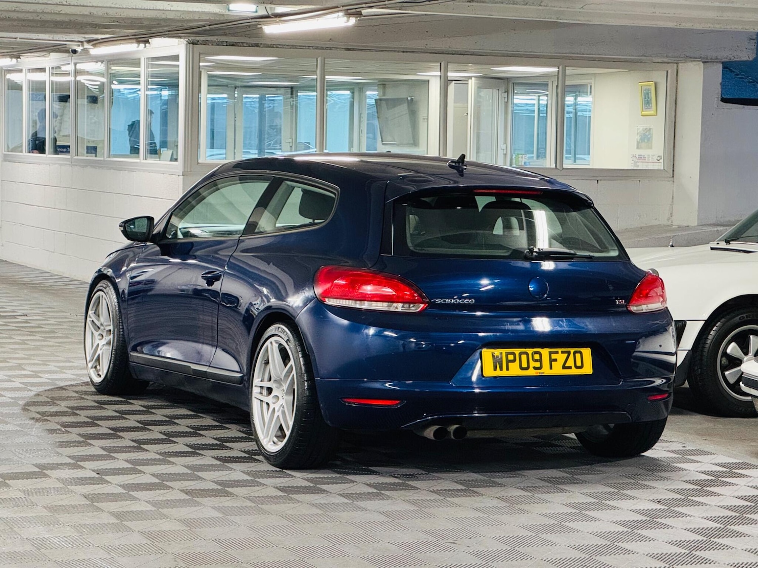 Used Volkswagen Scirocco 2009 for sale - 77279287: Photo 3