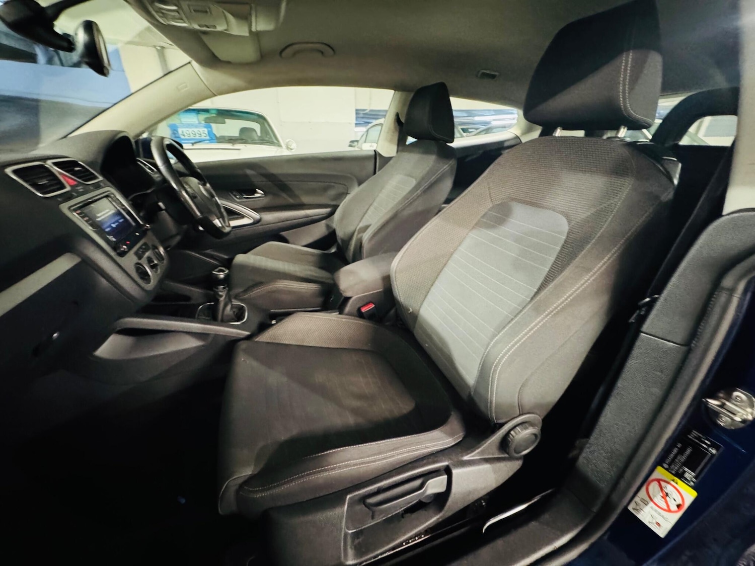 Used Volkswagen Scirocco 2009 for sale - 77279287: Photo 9