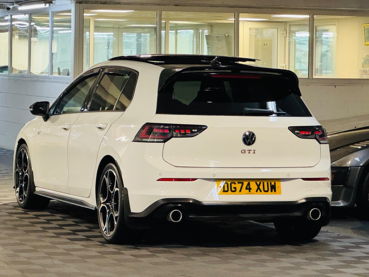 Used Volkswagen Golf 2024 for sale - 76759719: Photo 3