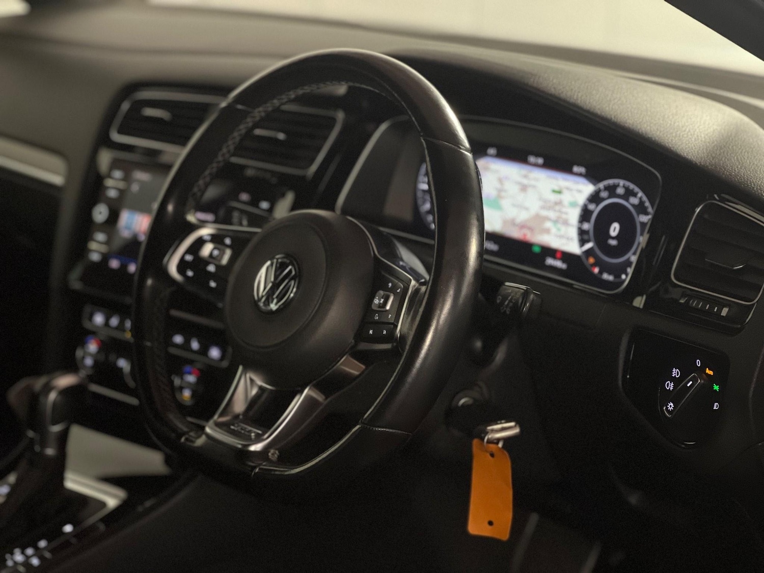 Used Volkswagen Golf for sale - 76996532: Photo 14