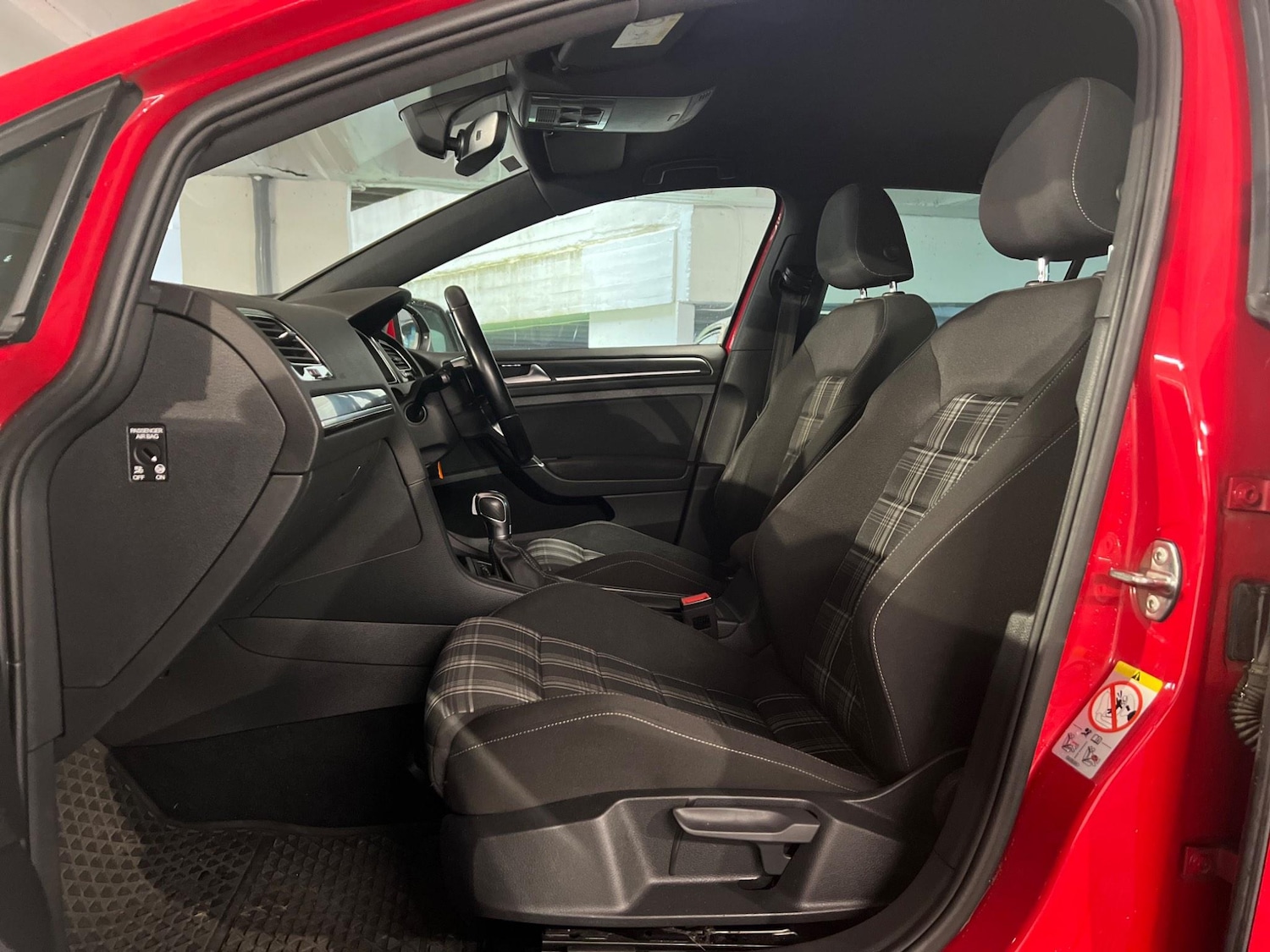 Used Volkswagen Golf for sale - 76996532: Photo 9