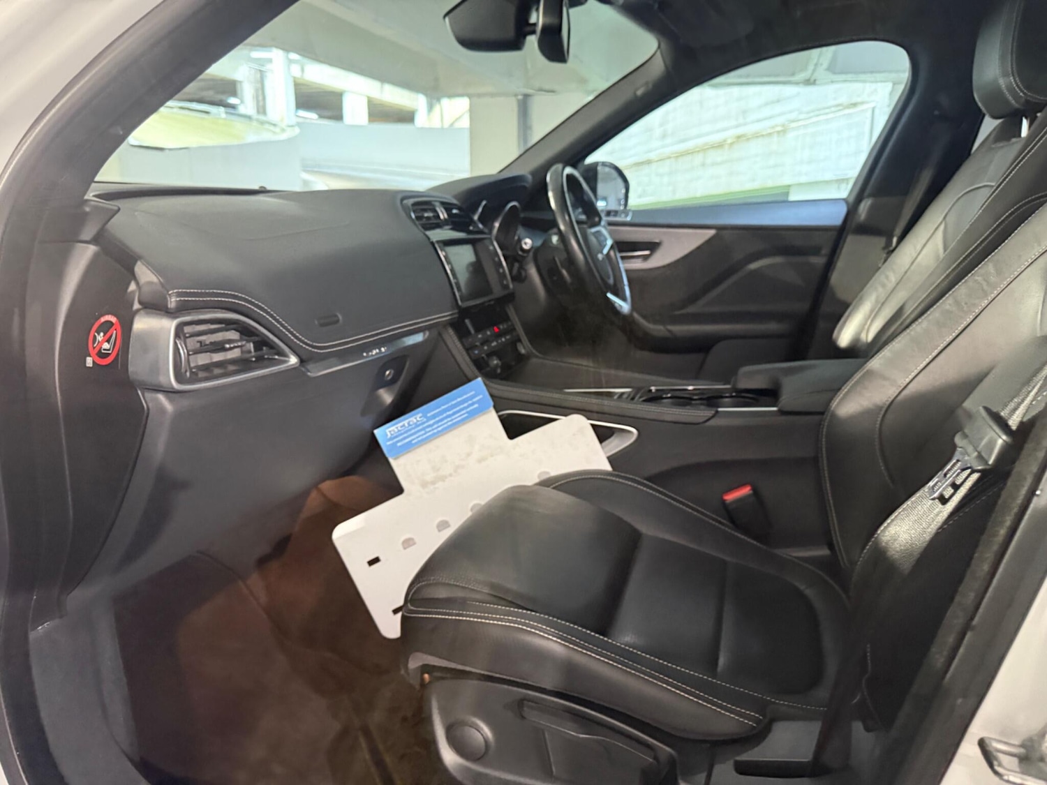 Used Jaguar F-Pace 2016 for sale - 75954196: Photo 10