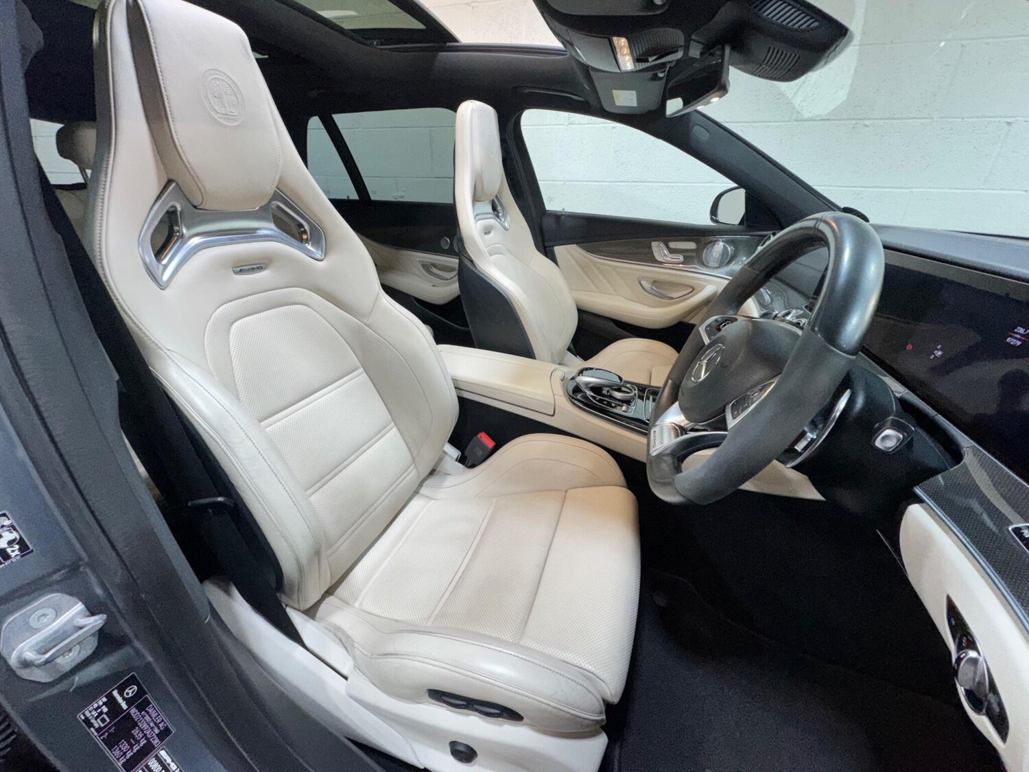 Used Mercedes-Benz E Class 2018 for sale - 78085920: Photo 8