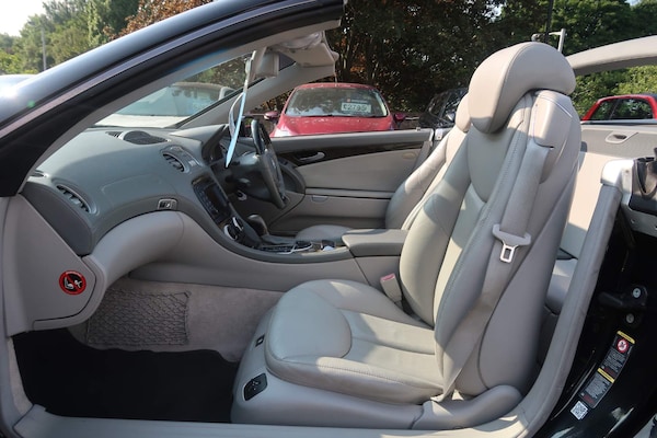 Used Mercedes-Benz SL 2002 for sale - 73133429: Photo 10
