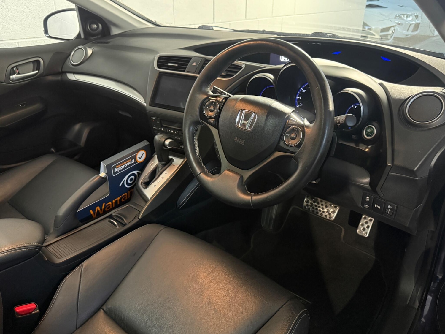 Used Honda Civic 2015 for sale - 76550981: Photo 8