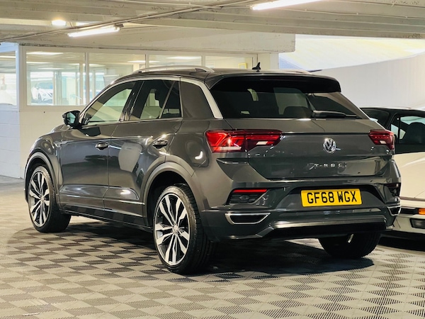 Used Volkswagen T-Roc 2018 for sale - 73133440: Photo 3