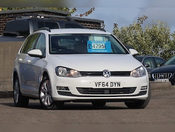 Used Volkswagen Golf 2015 for sale - 76988244: Photo