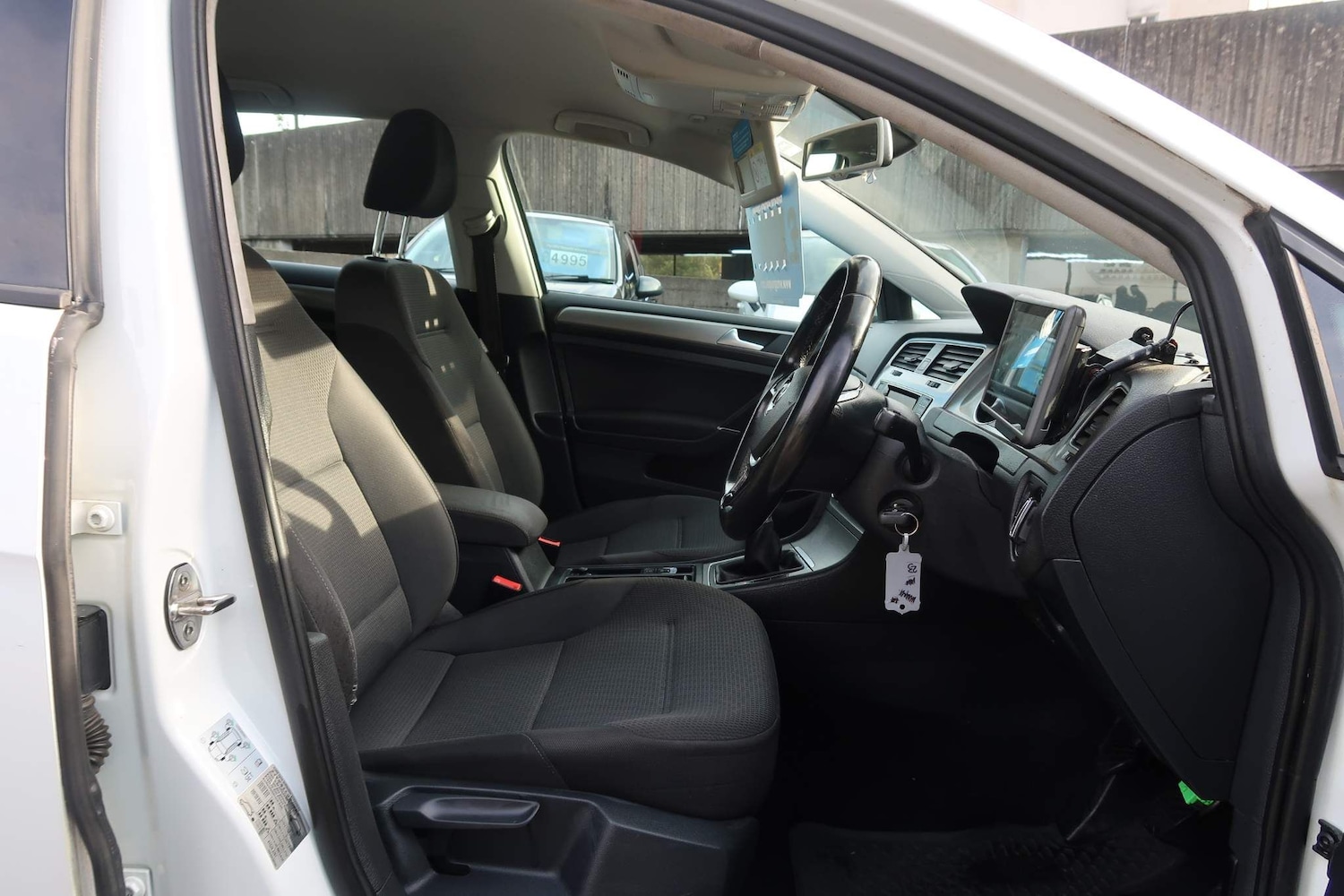 Used Volkswagen Golf 2015 for sale - 76988244: Photo 7