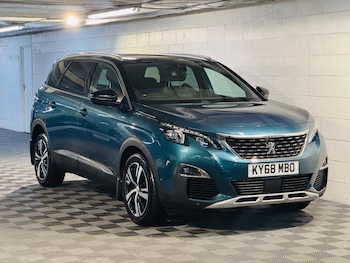 Used Peugeot 5008 2018 for sale - 76473766: Photo
