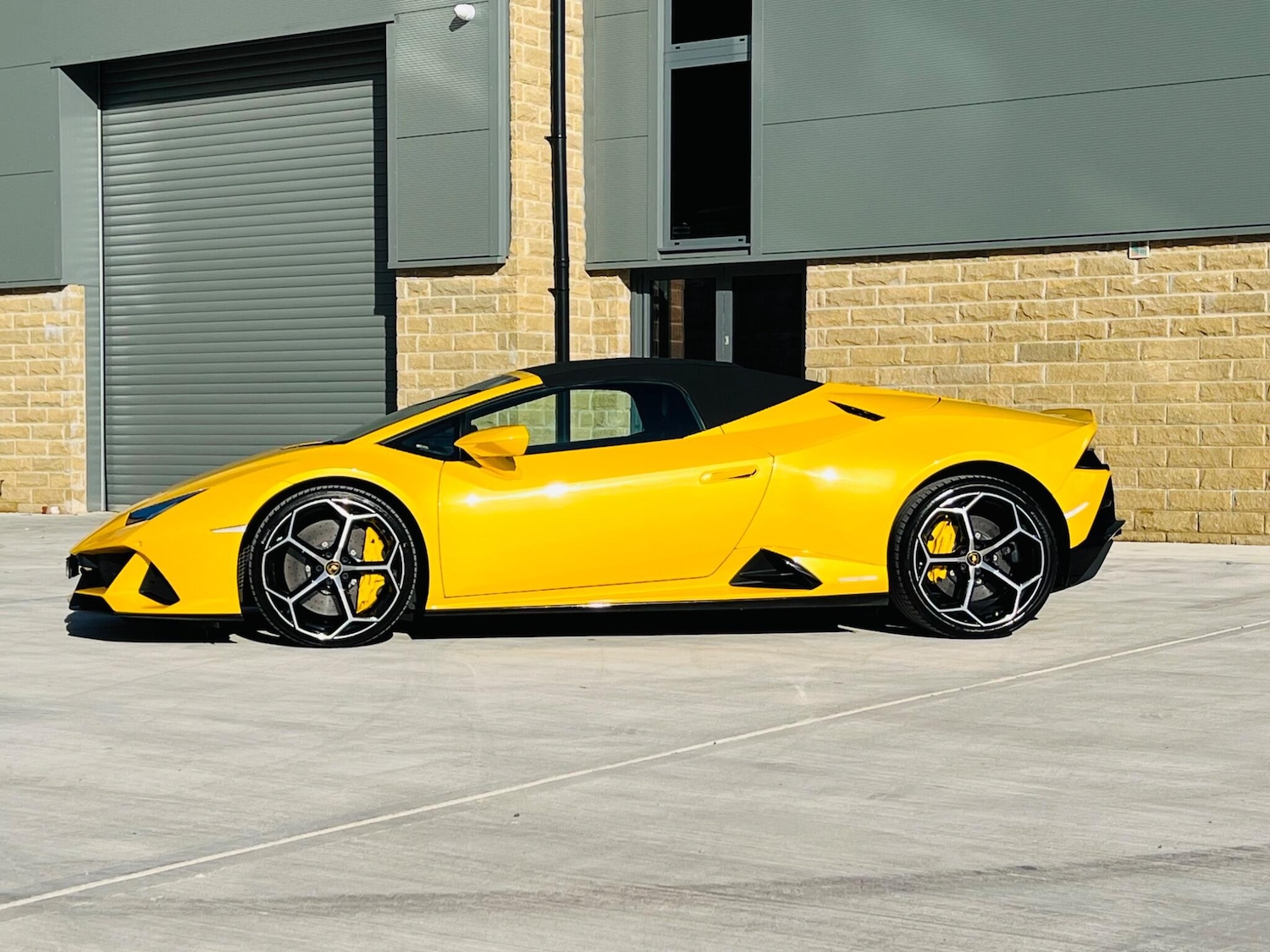 Used Lamborghini Huracan 2024 for sale - 76072324: Photo 17