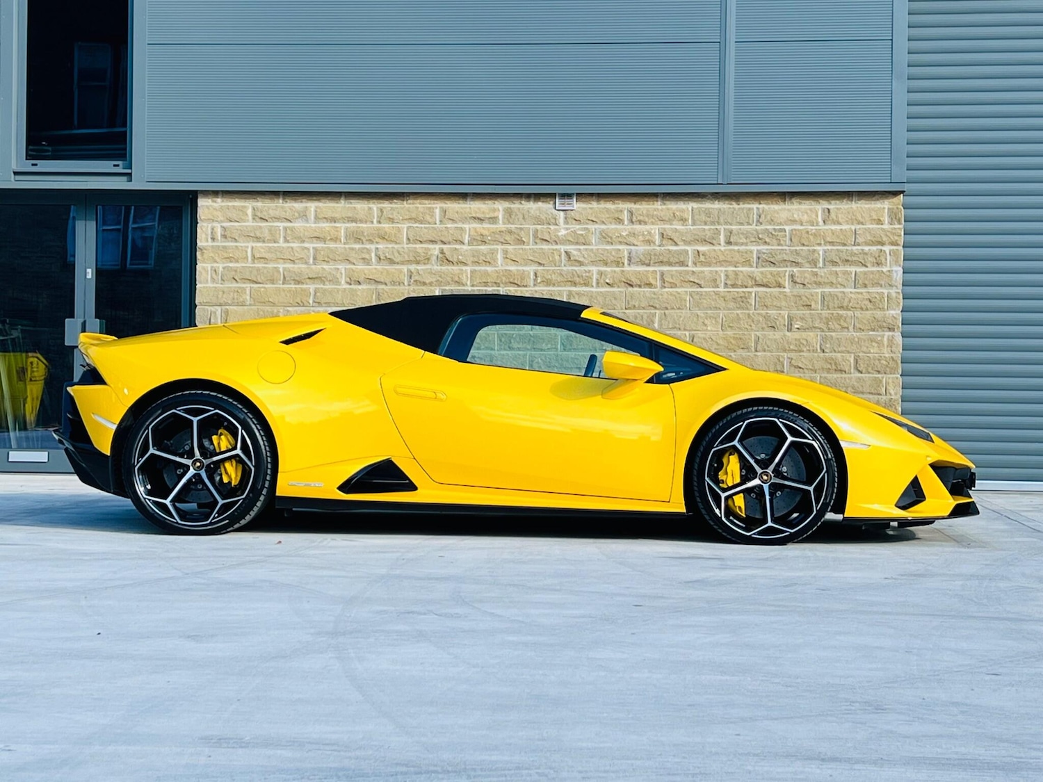 Used Lamborghini Huracan 2024 for sale - 76072324: Photo 19