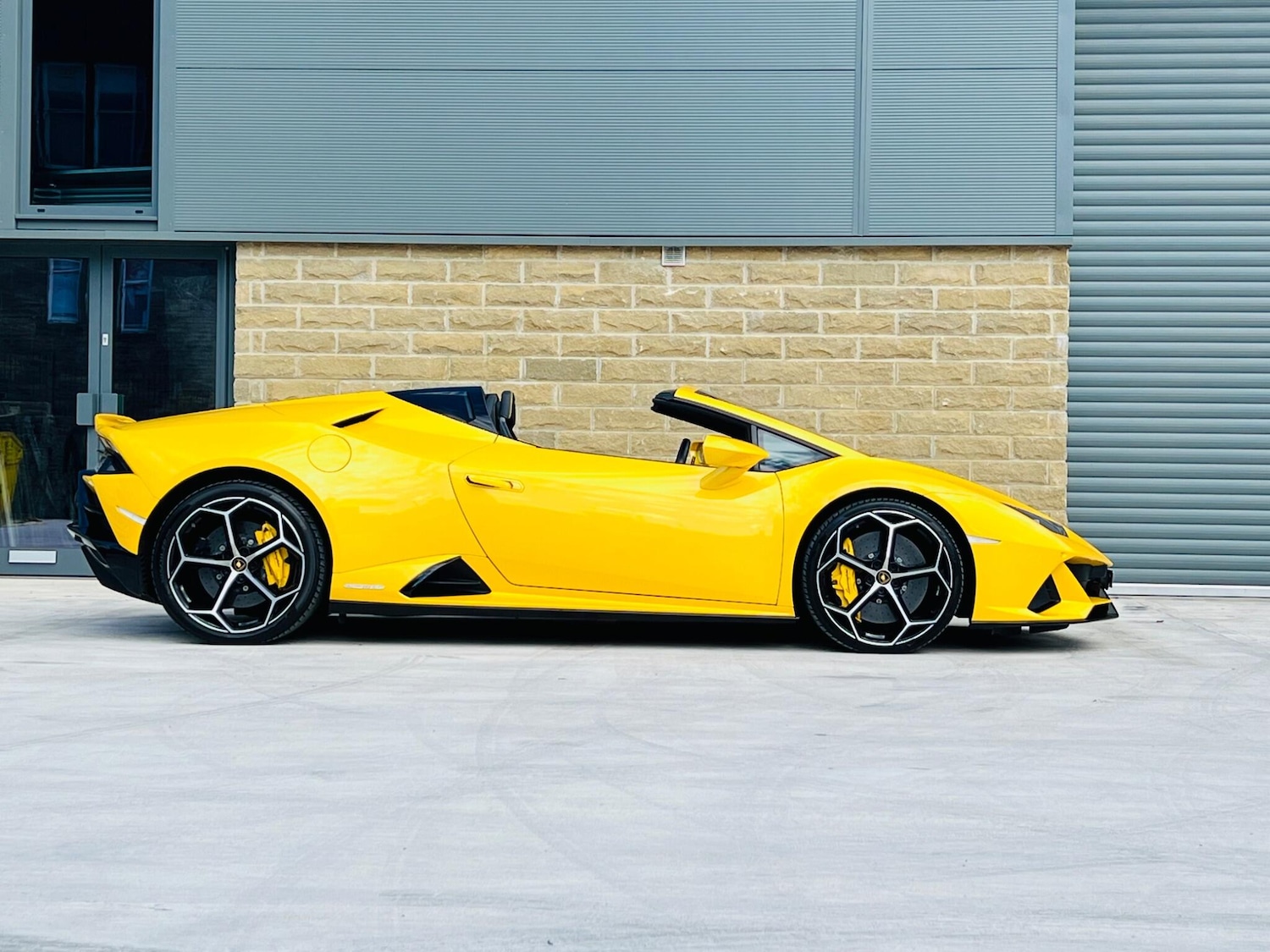 Used Lamborghini Huracan 2024 for sale - 76072324: Photo 6