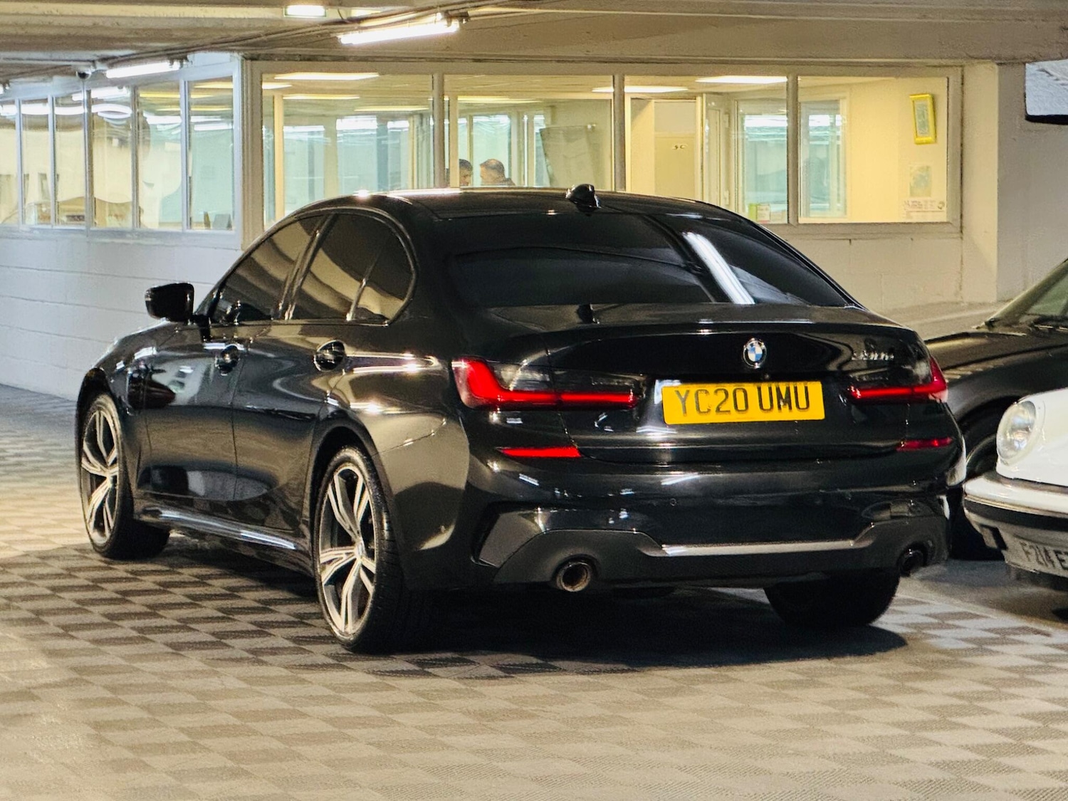 Used BMW 3 Series 2020 for sale - 76887132: Photo 2