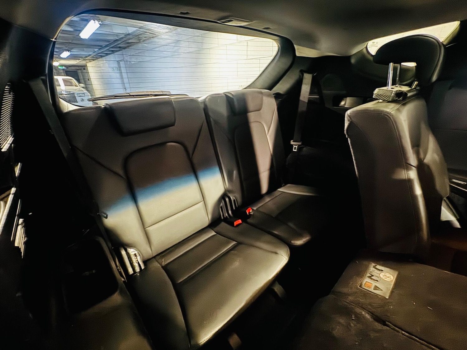 Used Hyundai Santa Fe 2017 for sale - 76989238: Photo 13