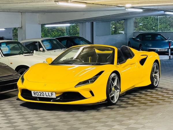 Used Ferrari F8 Spider 2020 for sale - 75553151: Photo 40