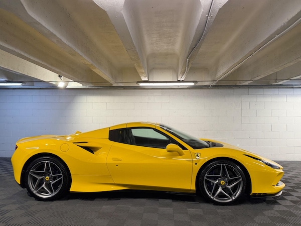 Used Ferrari F8 Spider 2020 for sale - 75553151: Photo 45