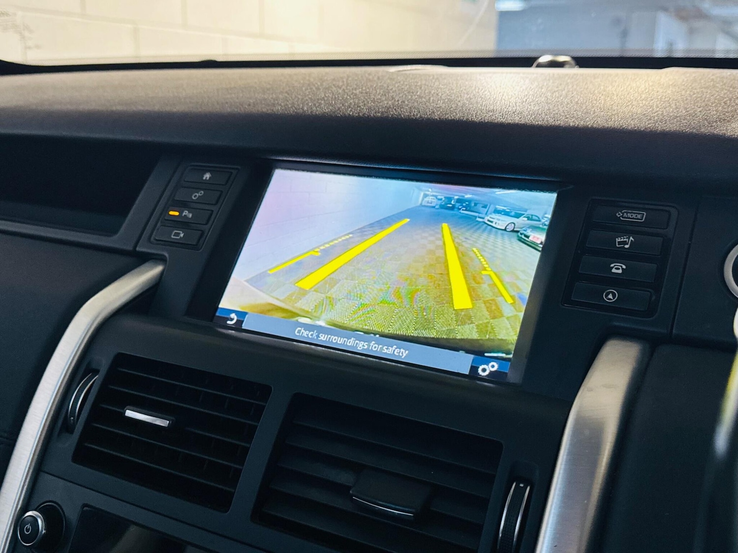 Used Land Rover Discovery Sport 2019 for sale - 77066911: Photo 14