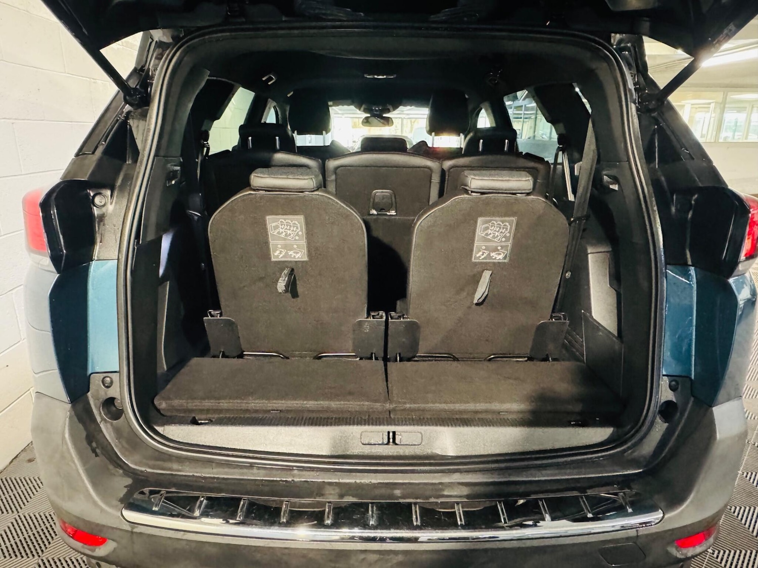 Used Peugeot 5008 2018 for sale - 76995127: Photo 13