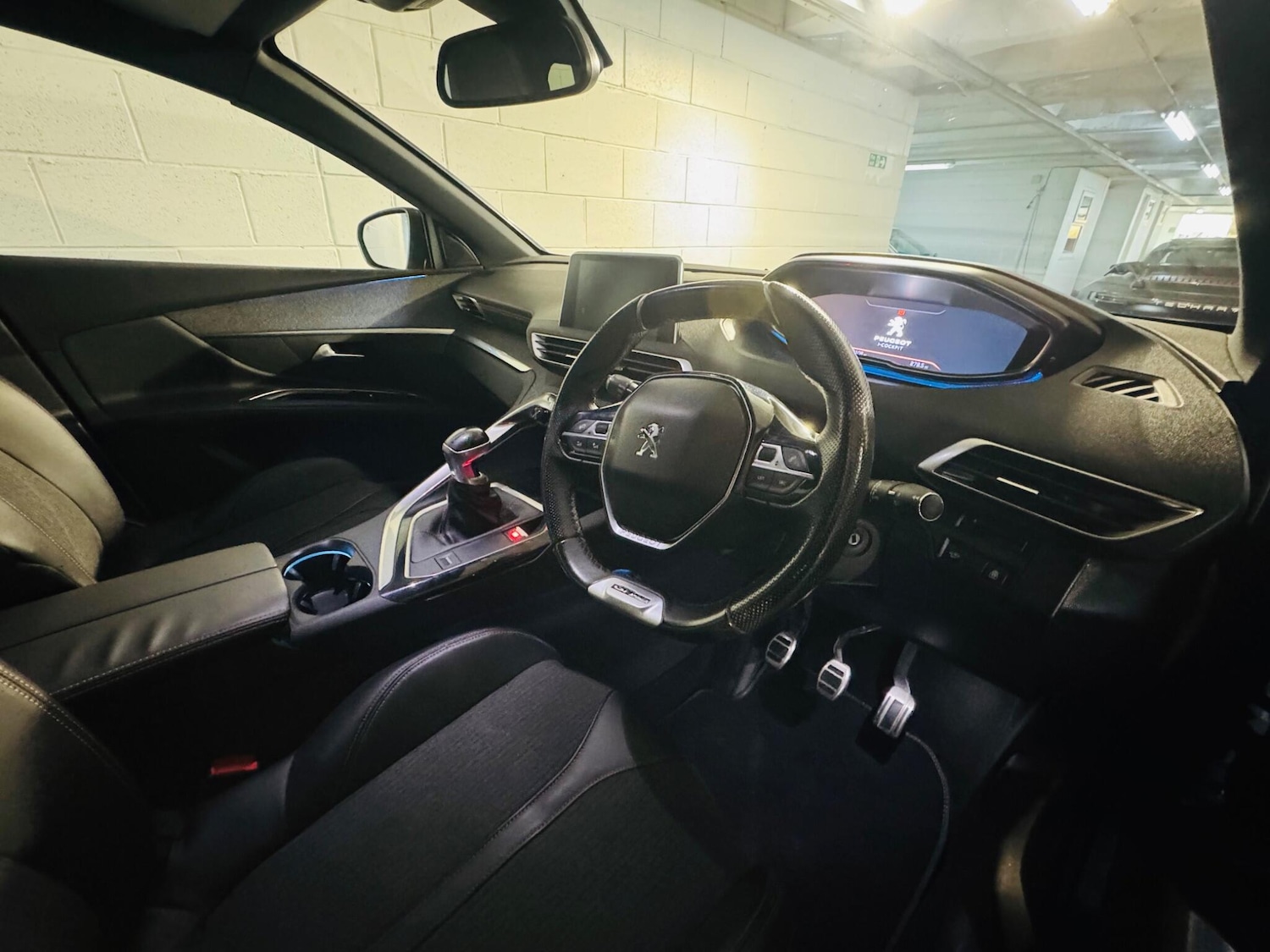 Used Peugeot 5008 2018 for sale - 76995127: Photo 8