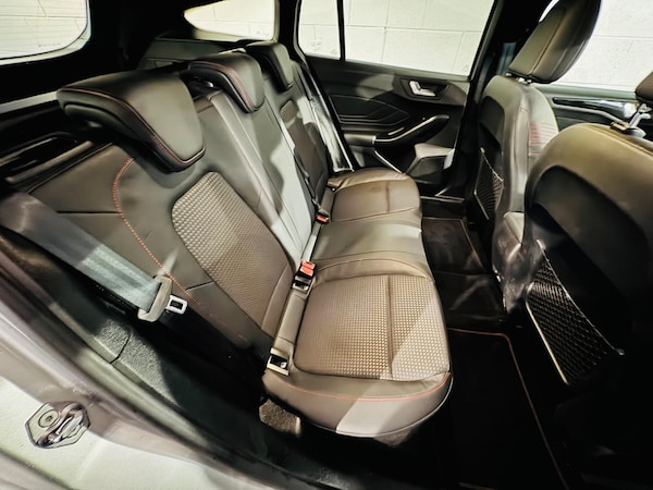 Used Ford Focus 2021 for sale - 75257111: Photo 11