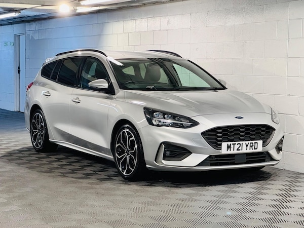 Used Ford Focus 2021 for sale - 75257111: Photo 1